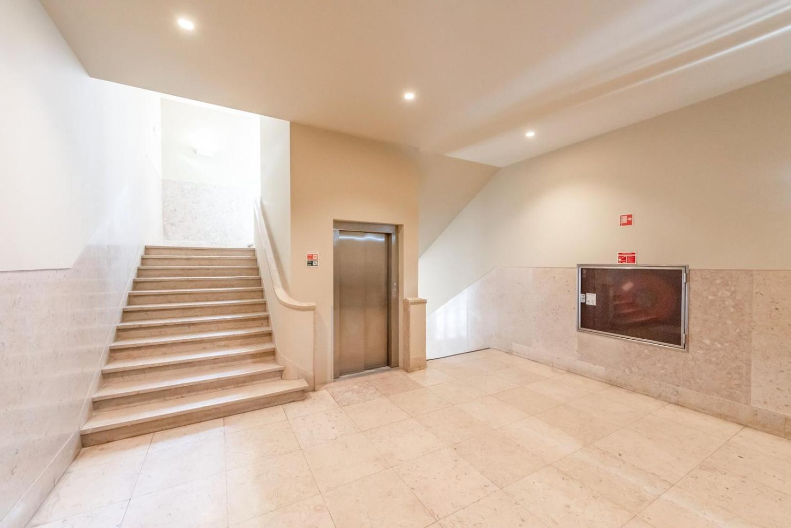 Appartamento Guestready - Time Out 105 Lisbona Esterno foto